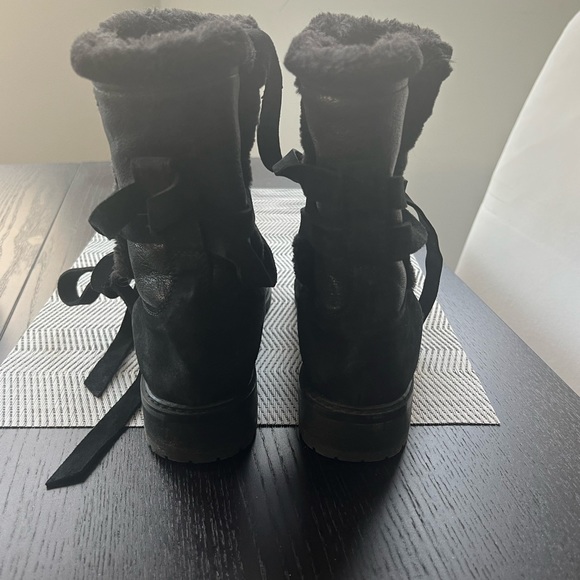 Stuart Weitzman boot - Picture 2 of 4